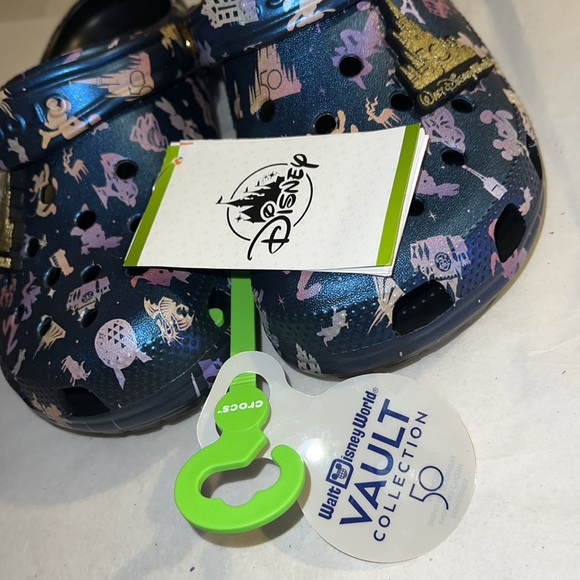 M4/W6 Disney Crocs Grand Finale 50th Anniversary Clogs - Picture 8 of 16